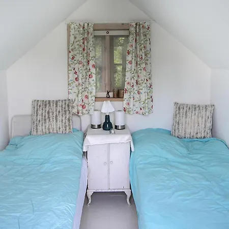 Ferienhaus Lovely In With Kitchen